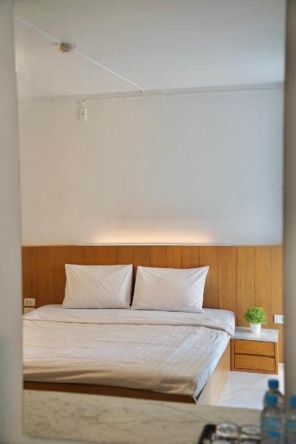 View Place Hotel & Residence Bangkok Bagian luar foto