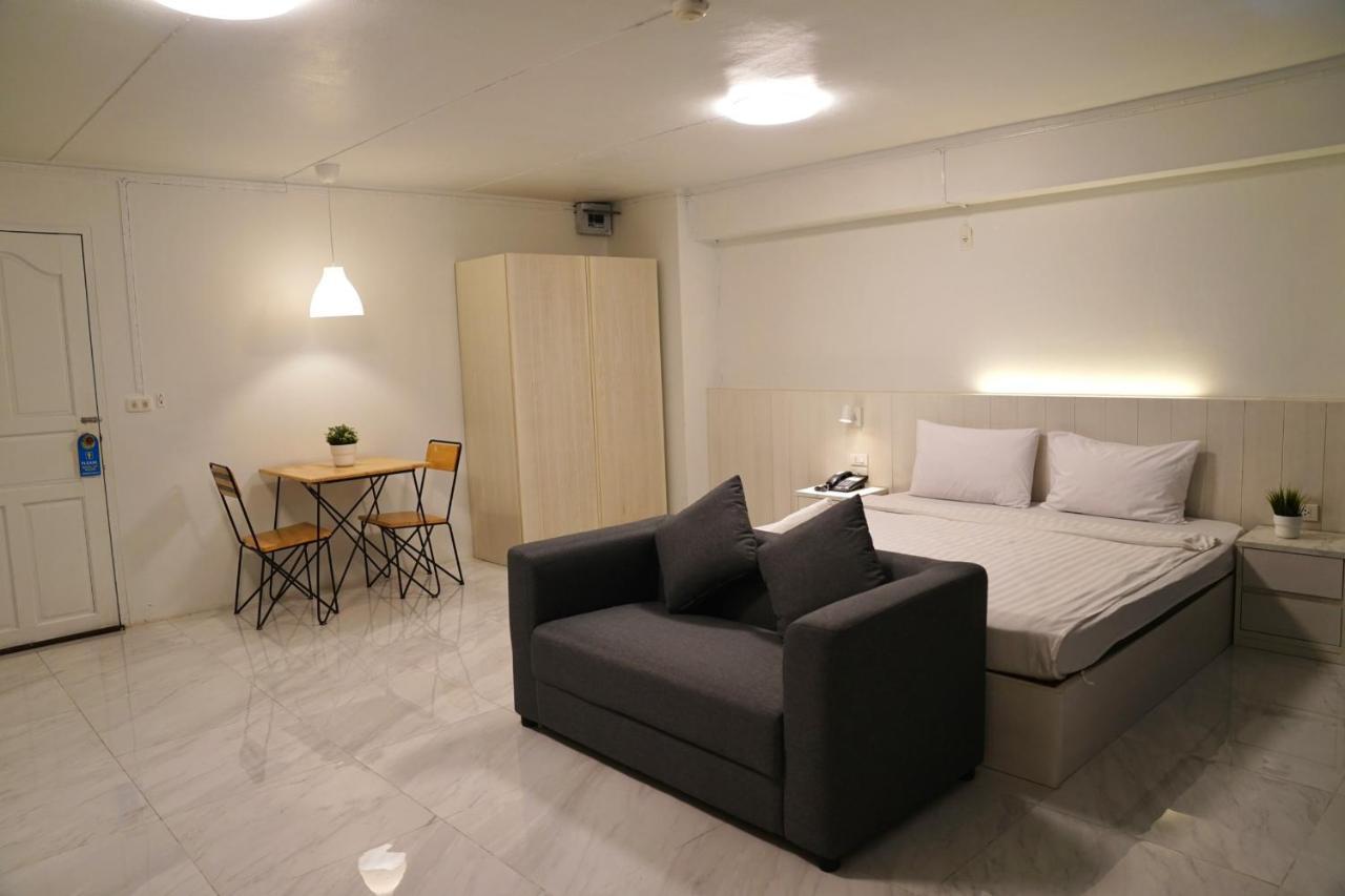 View Place Hotel & Residence Bangkok Bagian luar foto